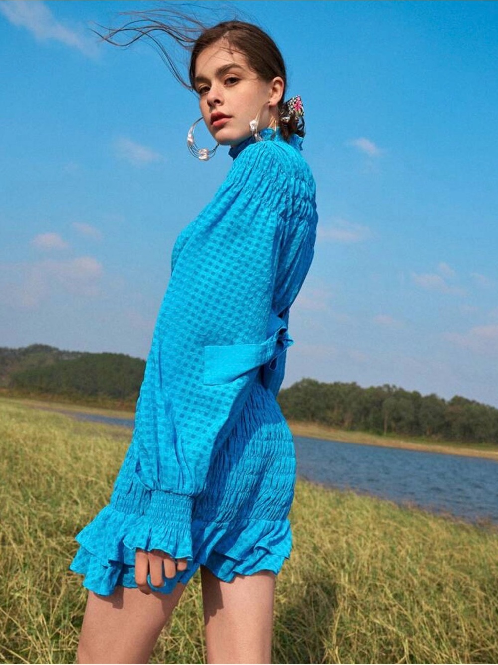 SHEIN Electric Blue Smocked Crop Top and Mini Skirt Set - Picture 2 of 9